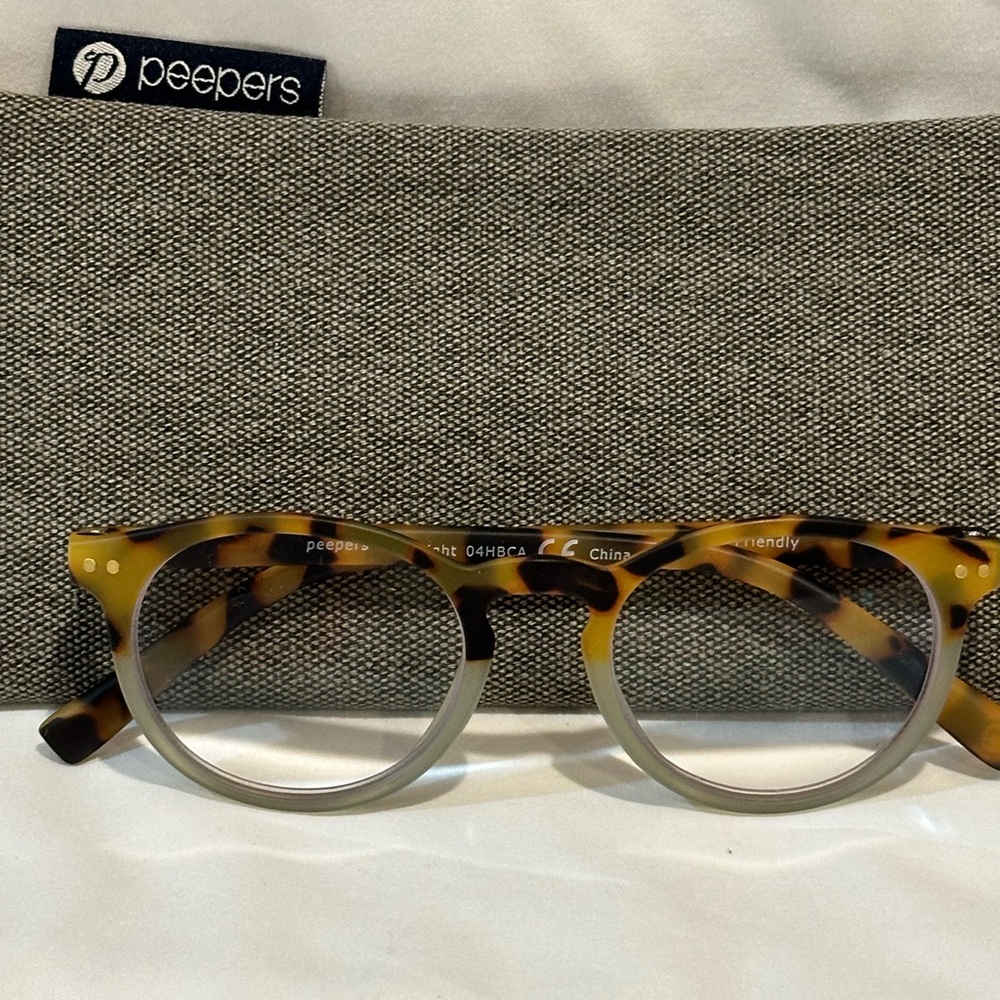 Peepers Tortoise Shell Women's Glasses - Picture 4 of 4